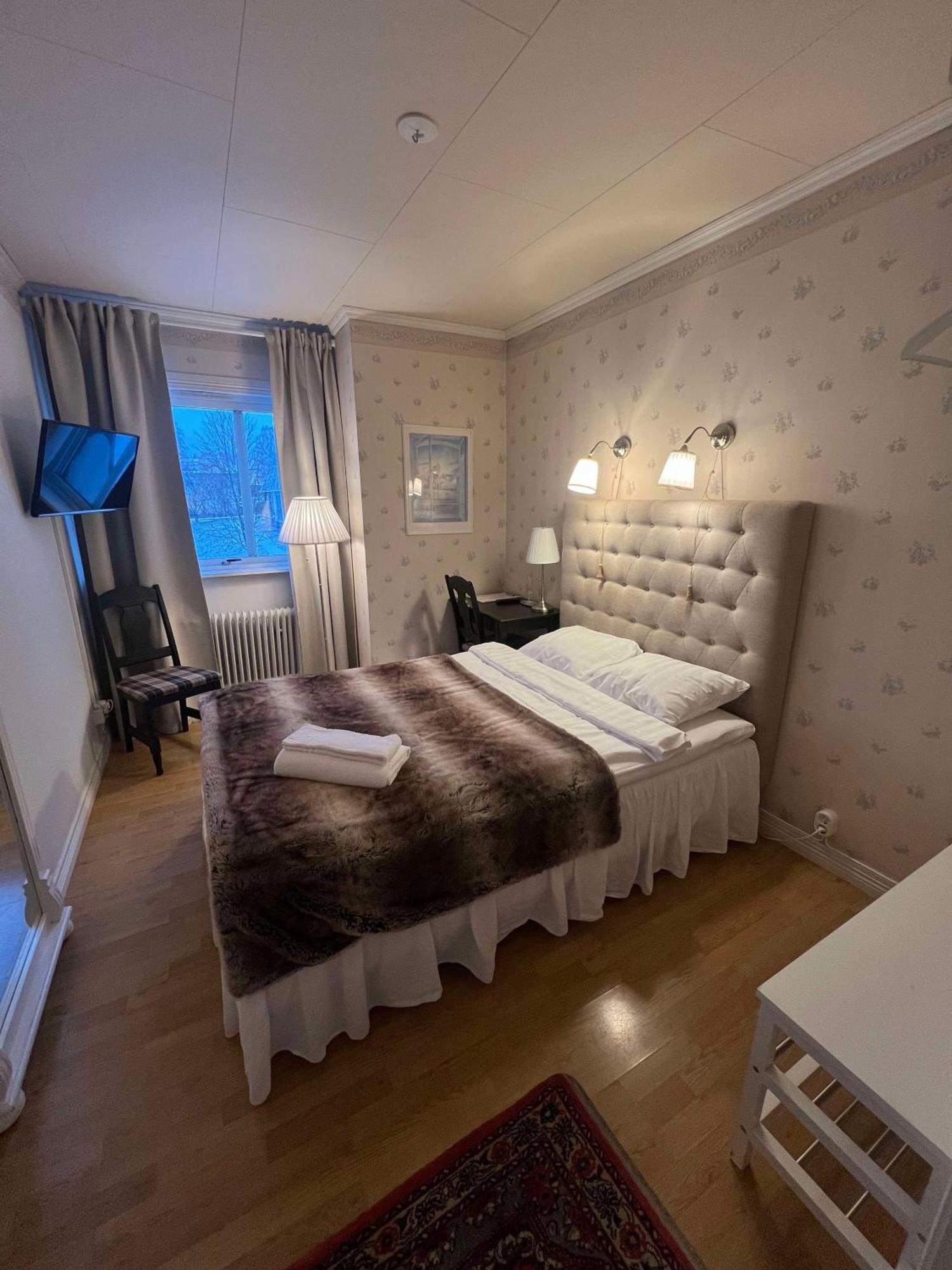 Hotell Oernen Torsby Bagian luar foto